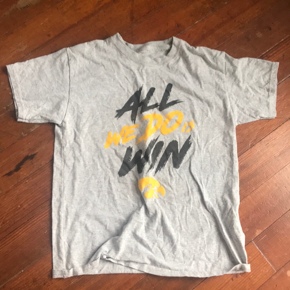 Tee shirt